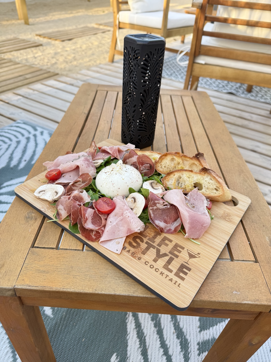 Planche burrata et charcuterie